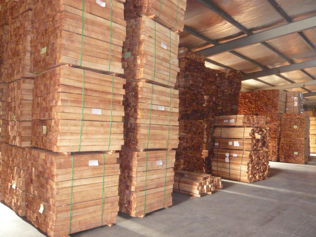 �D��̩�����zľ �c���ɷŴ�