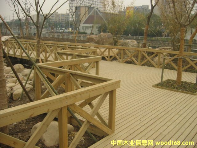 �D���Ϻ����Ƿ���ľ���޹�˾ �c���ɷŴ�