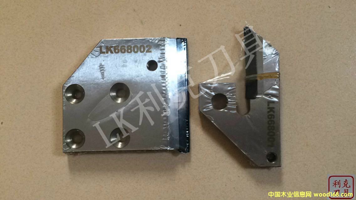 �D��LK���d���е�ϵ�� �c(di��n)���ɷŴ�