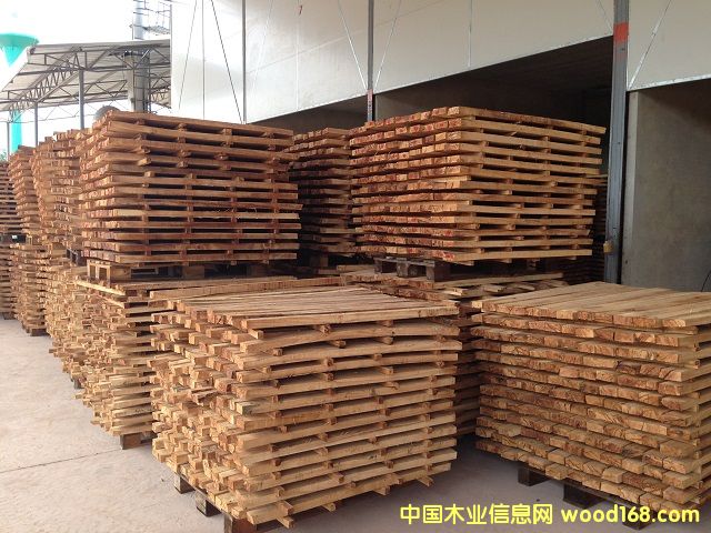 �D���淿�����zľ �c���ɷŴ�