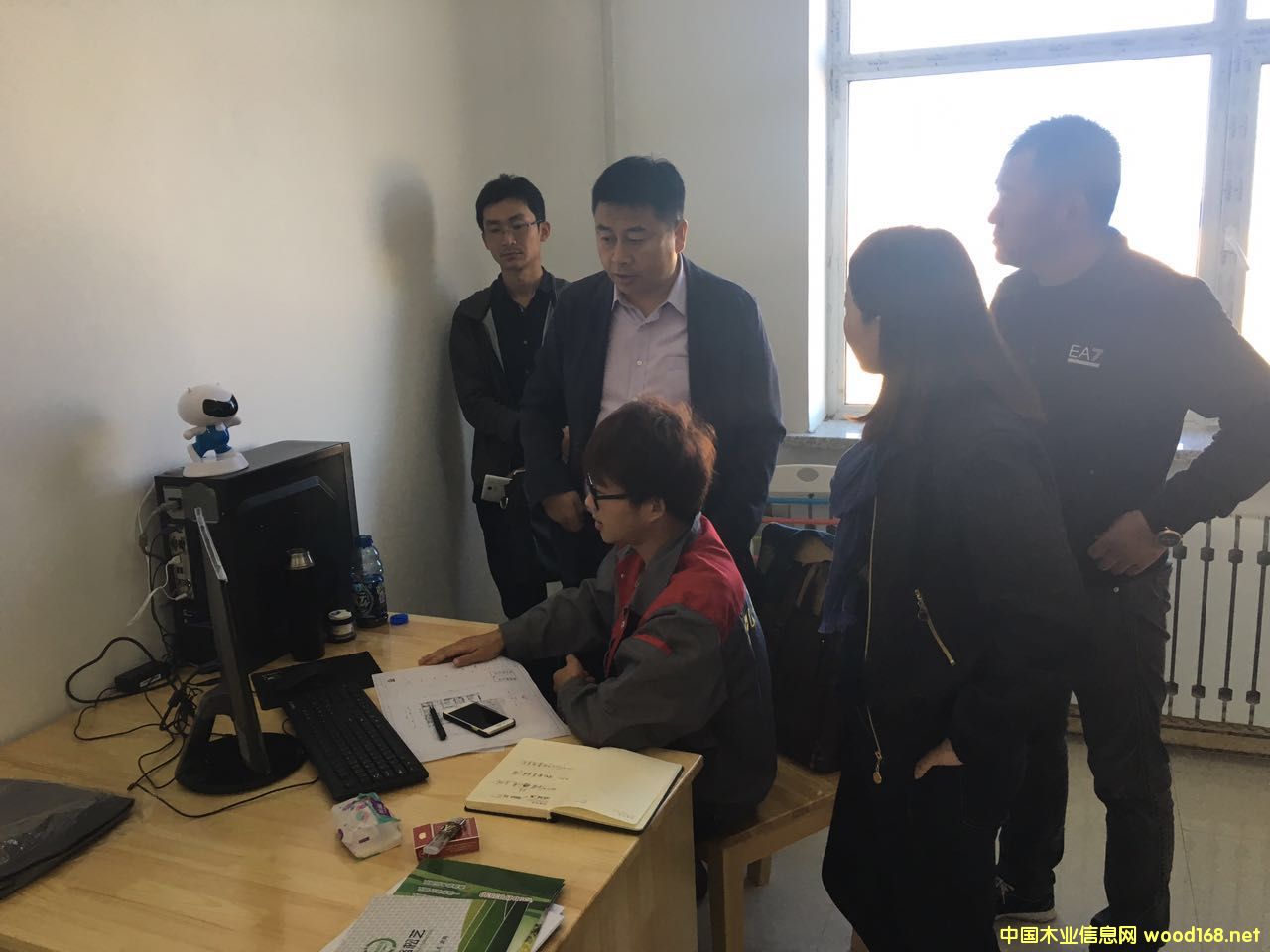 �D���M�����_܊�����L(zh��ng)���^�P��(r��n)����̄�(w��)ƽ�_(t��i) �c(di��n)���ɷŴ�