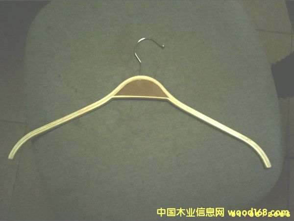 �o�U��Ȼɫ�¼ܵ�Ԕ��(x��)��B