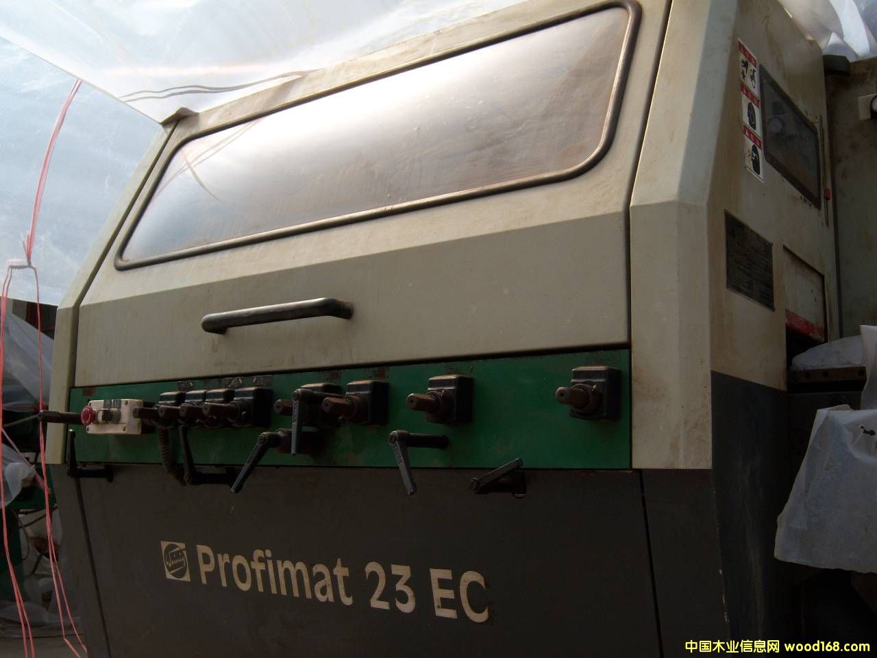 ����������