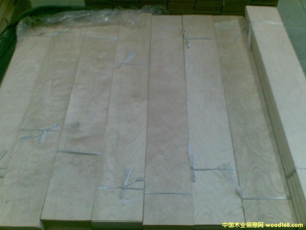 ���З���