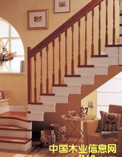 ��ľ����