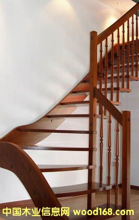 ���ʘ��� ��ľ���� ���m��Ԕ����B