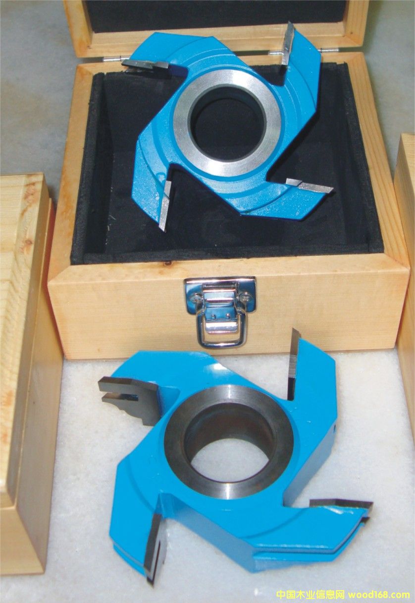 ���񵶵�Ԕ��(x��)��B