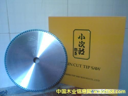 ����(y��ng)�ձ�С�����и�����Ƭ����Ԕ��(x��)��B