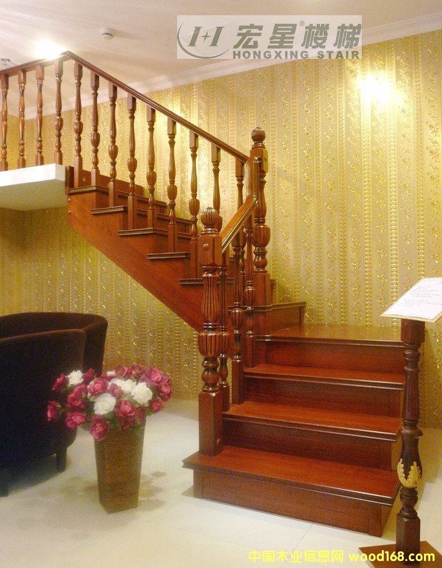 ��Ʒ�Wʽ�¹Ō�(sh��)ľ���ݵ�Ԕ��(x��)��B