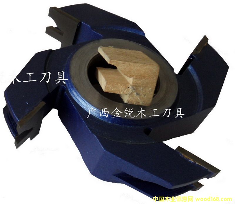 ���� ����M�ϵ�1 ľ�����ߵ�Ԕ��(x��)��B