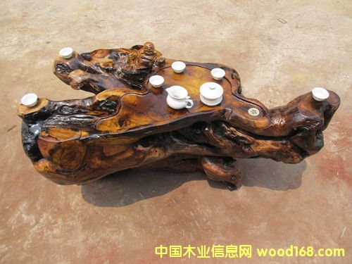 �����M���u��ľ���