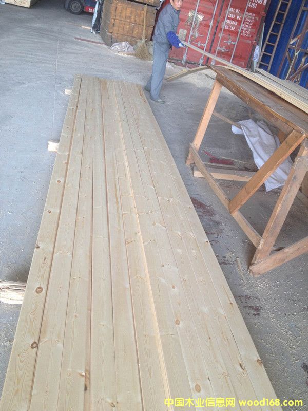 [��] ��ľ��¹�󱳰�����ϰ��