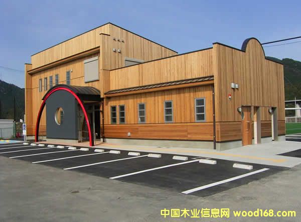 ˮ�����p�ӵ�?z��)�?sh��)ľ�ذ�Ч��