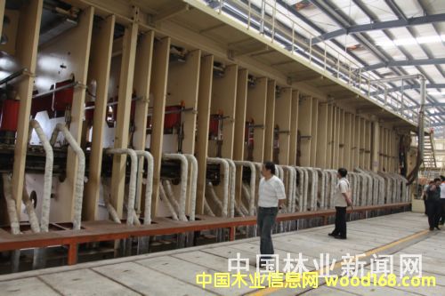 8英尺連續(xù)壓機(jī)工段