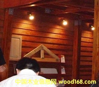 �����N�������ɉ���2761/2762