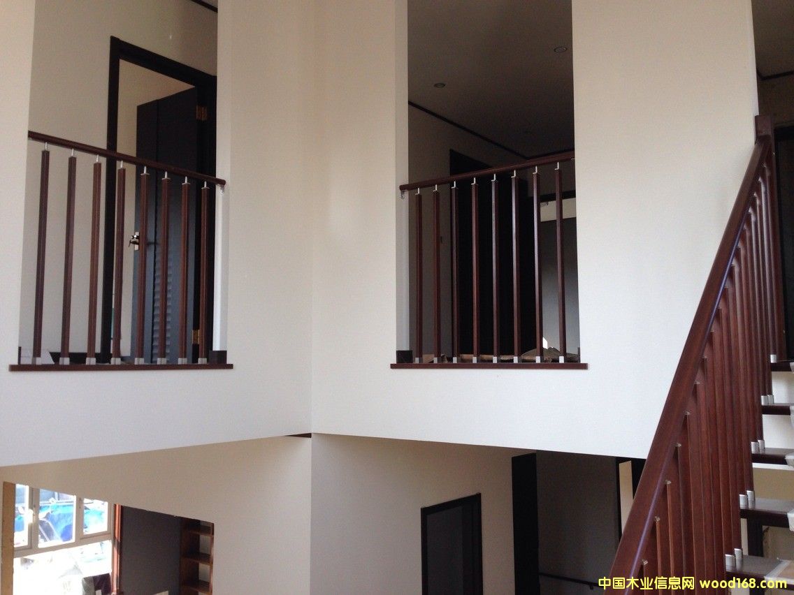  �Ϻ������u��ʽľ�Y���e������(n��i)���b�޵�Ԕ����B