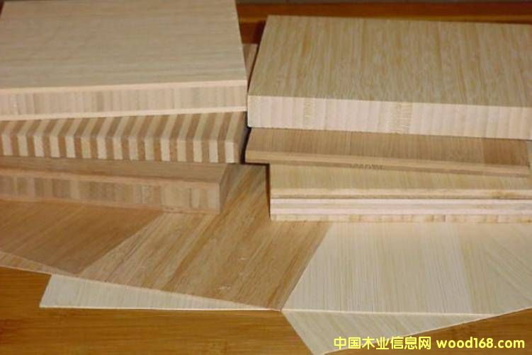 ���ģ���(c��)����������R��壬̼�����ĵ�Ԕ��(x��)��B