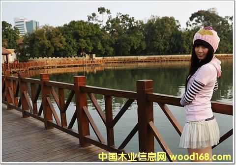 ���}���R����������Ԕ����B