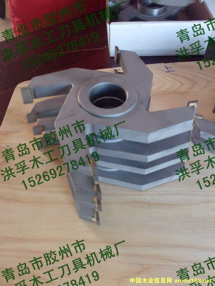 ���u���z���к���ľ�����ߙCе�S�Wʽ���M�ϵ�