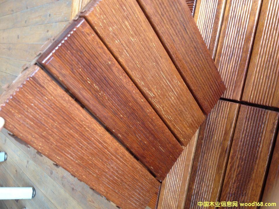 ���}�����z�����ذ����ذ�