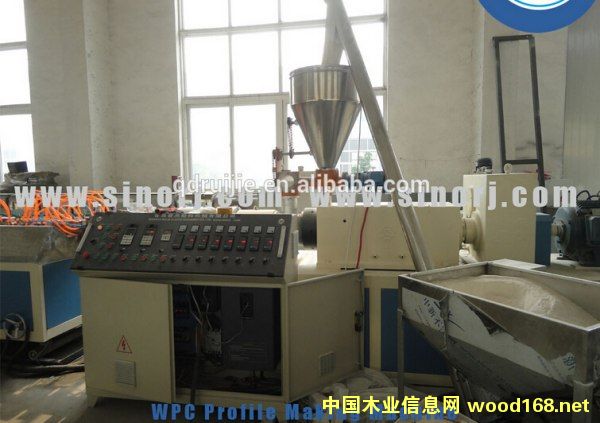 PVC�´���ʯ�l(f��)�ݾ��l���a(ch��n)���O��