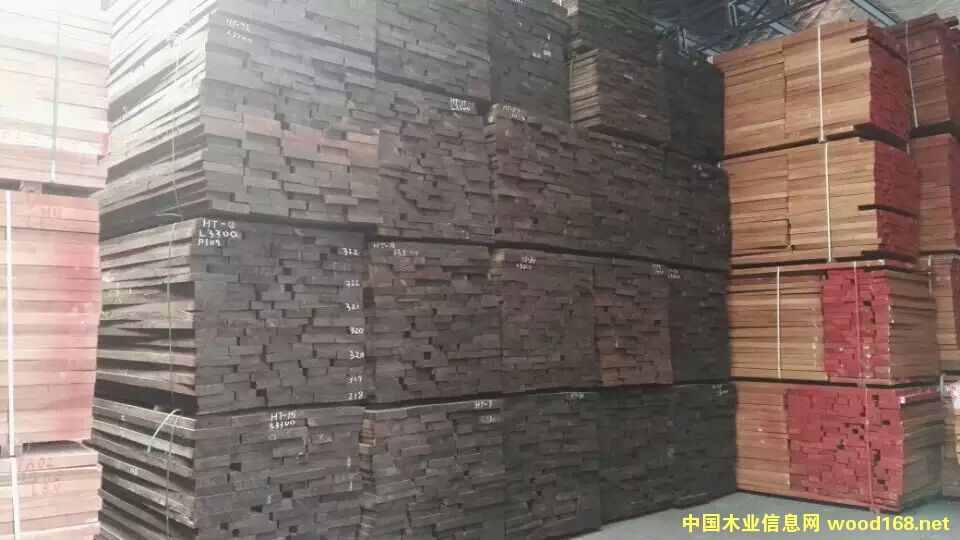 ���޺��ң�����ľ��