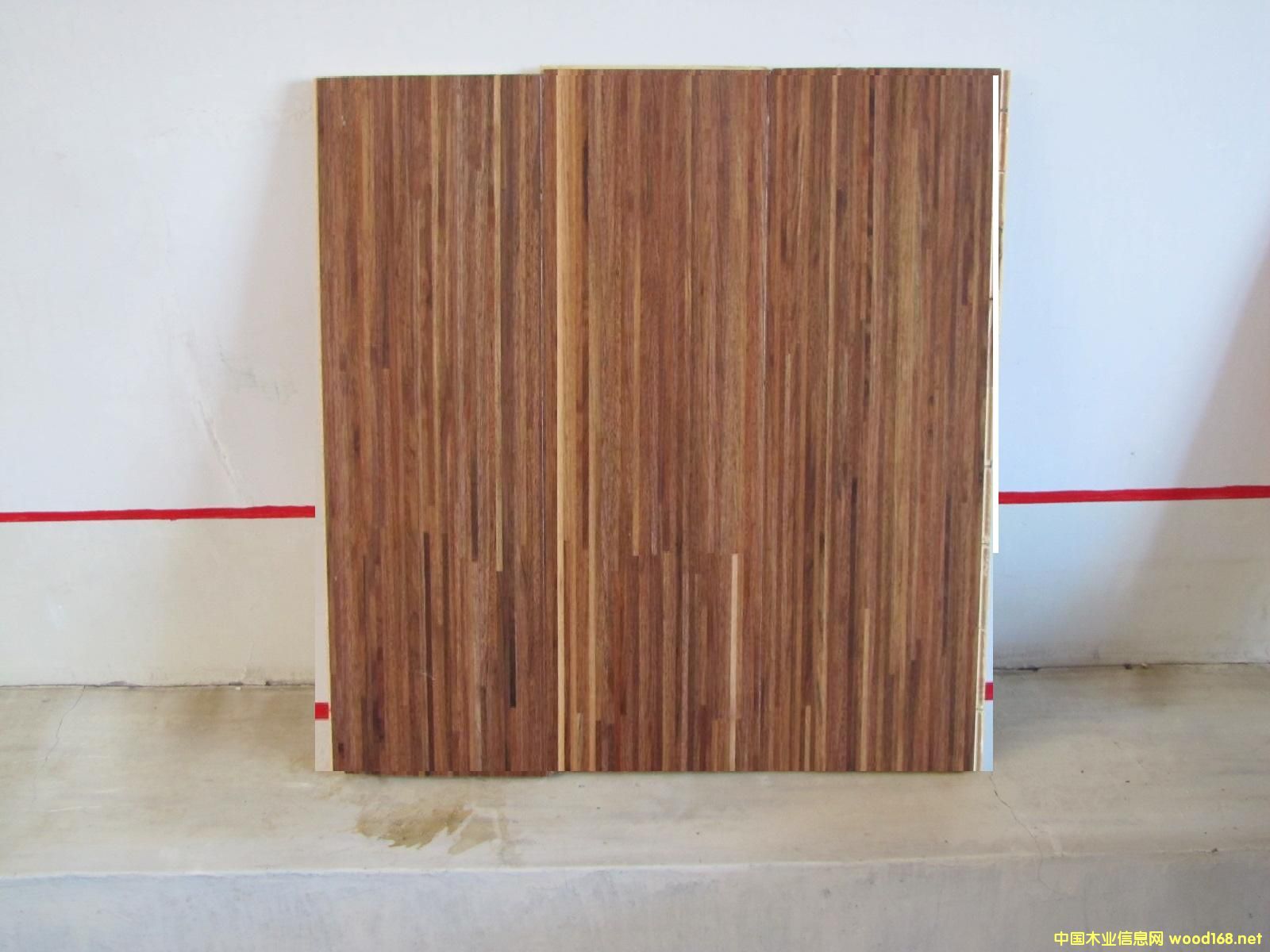 ��ƴ�ں������ӌ�ľ��(f��)�ϵذ�