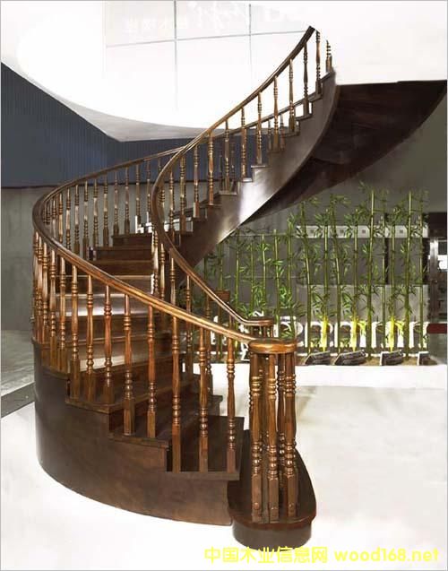 �ͻ�ľ�|(zh��)����̤������̤����r(ji��)�����l(f��)