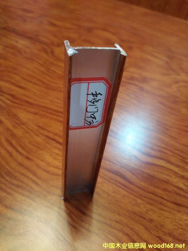 �X�Ͻ𾀗l��Ԕ����B