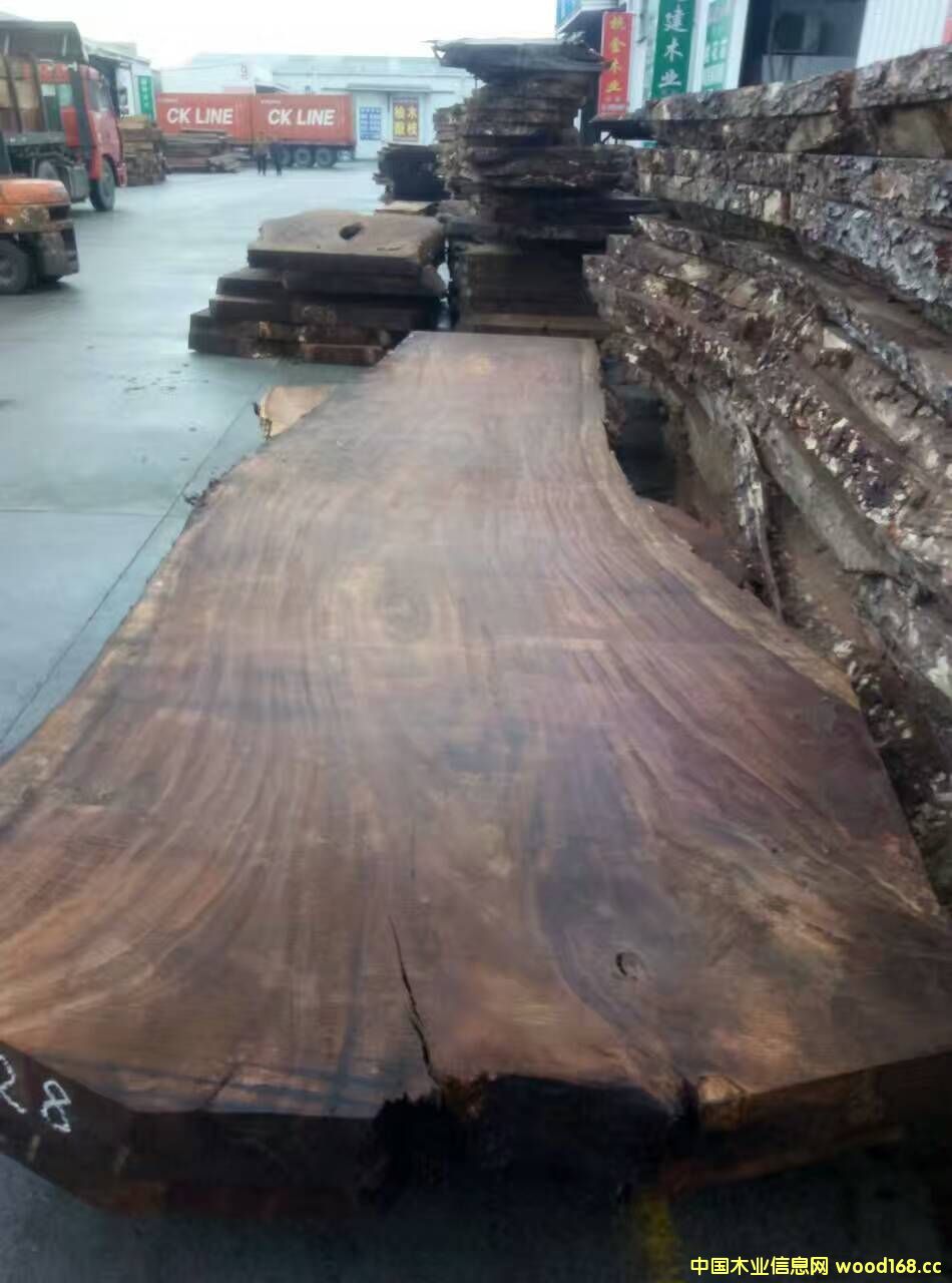 ����ľ���