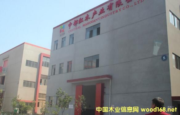 ���������M����һͻ�� �в��tľ�a(ch��n)�I(y��)�@�@�ش��M(j��n)չ