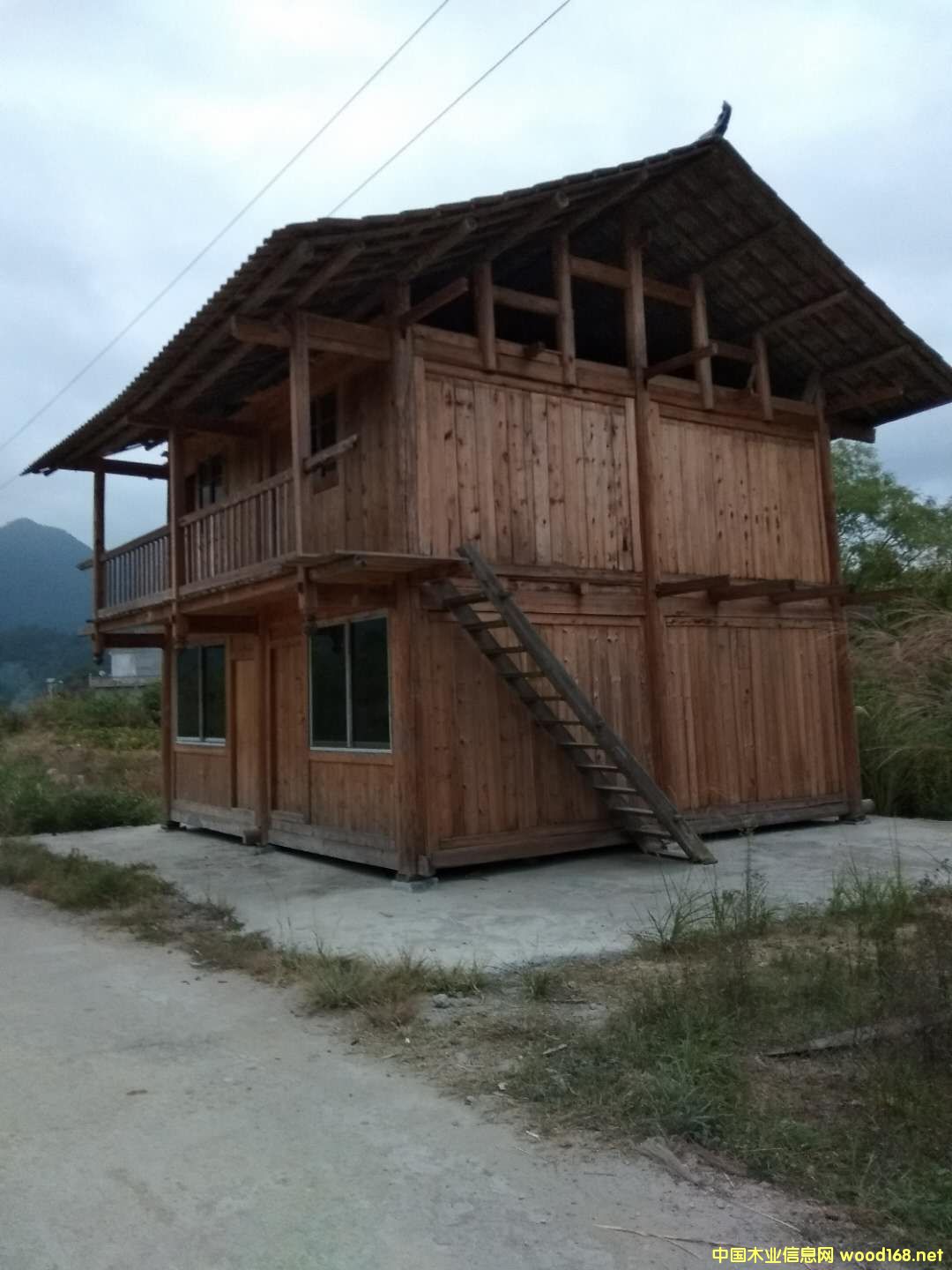 �fľ�����fľ�������f���_����ľ�ݣ�ľ���ӣ����_�Ƿ���������