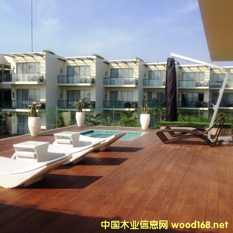 ���̰���