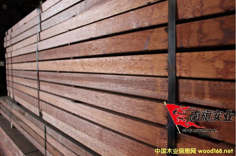 �Ϻ�����ӡ�Ფ�}��ľ�����l(f��) 