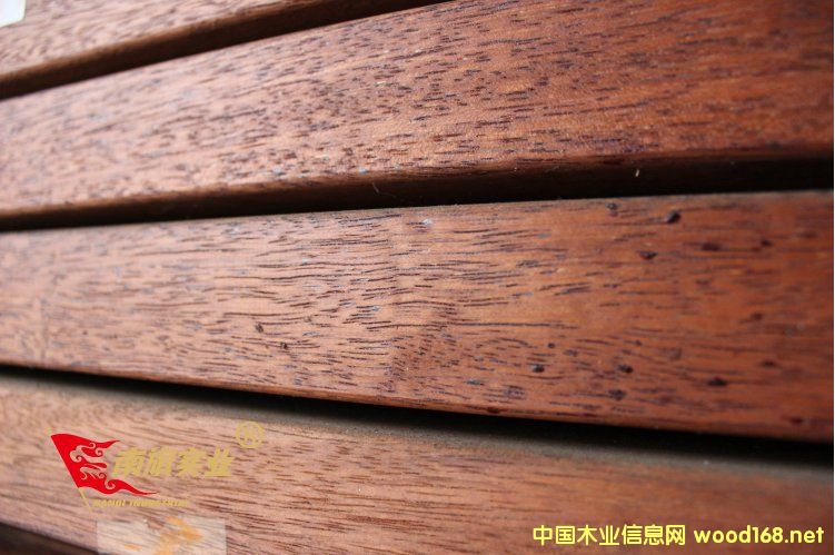 ���Ҹ۲��}��S��,���}������X(qi��n)һ��