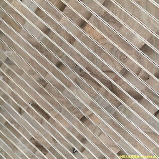 ���B(t��i)��