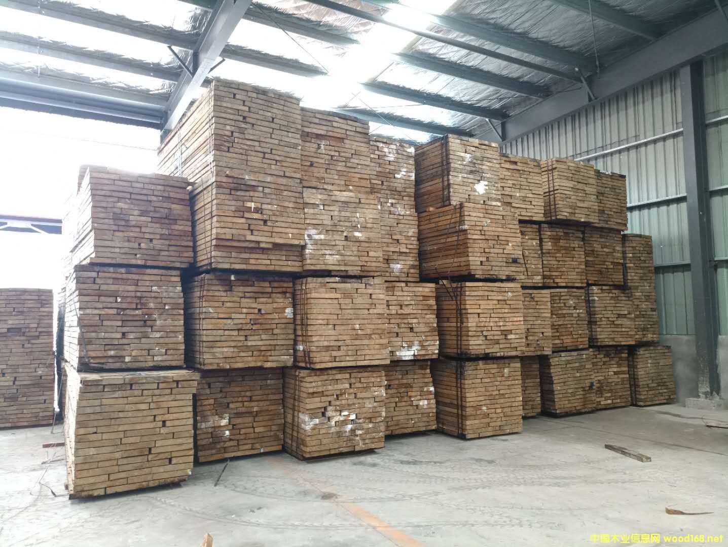 �����ں��ҵ�Ԕ��(x��)��B