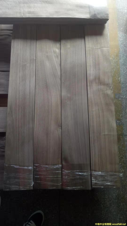 0.6�ں���AB��Ԕ����B