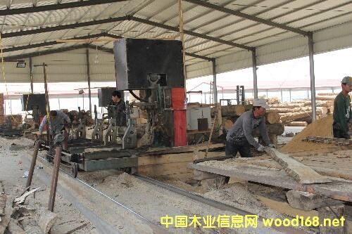 �����Ї�(gu��)�Ҽ�(j��)ľ���Q(m��o)�׼ӹ�ʾ���^(q��)