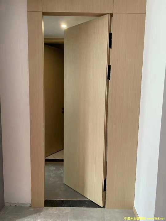 ��Ȼľ����[���T(m��n)�b�